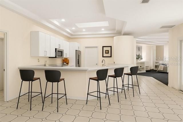 待售: $820,000 (3 贝兹, 2 浴室, 2857 平方英尺)