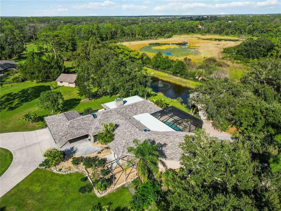 Под контрактом: $1,025,000 (4 спален, 4 ванн, 3533 Квадратных фут)