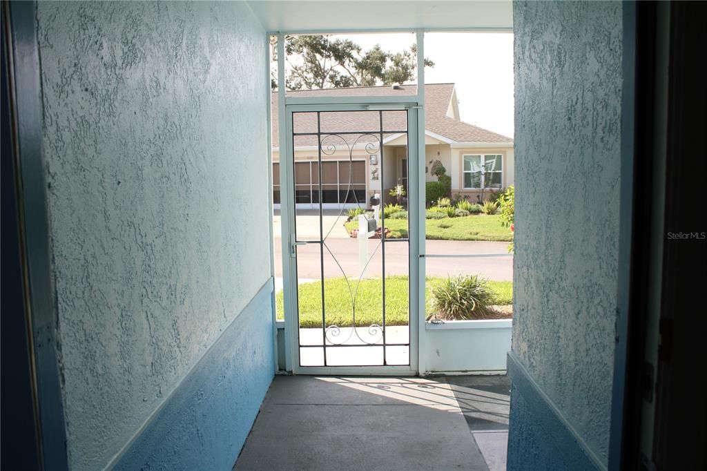 For Rent: $3,695 (2 beds, 2 baths, 1253 Square Feet)