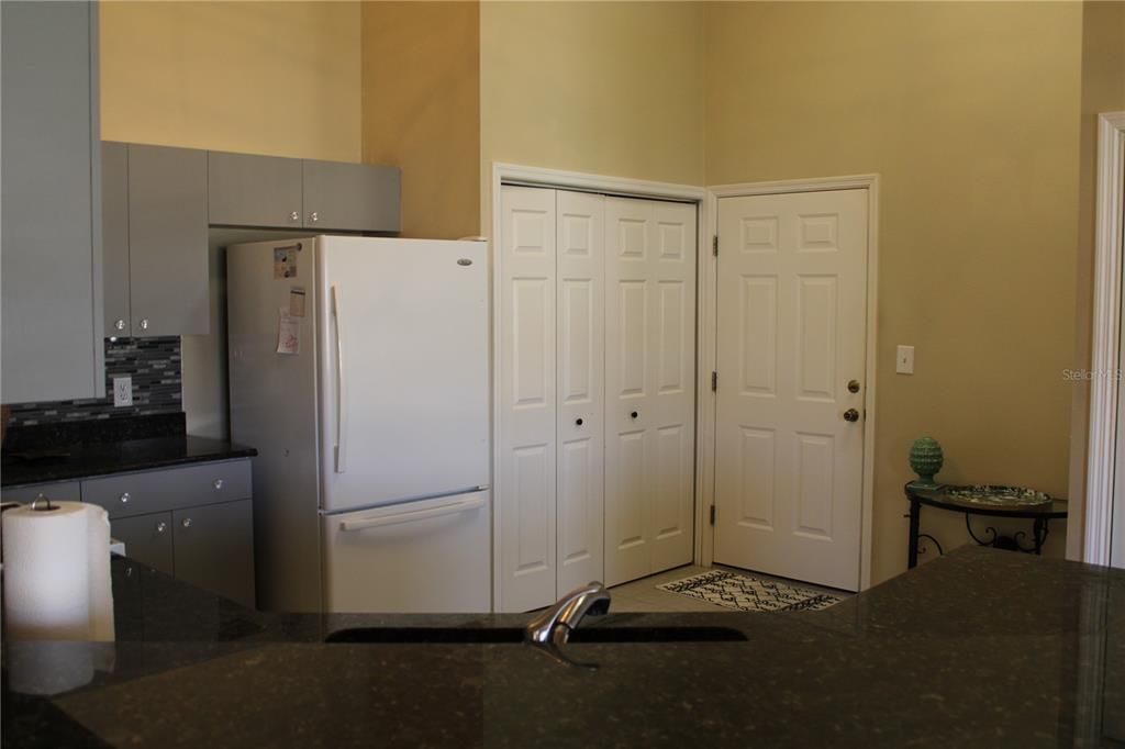 For Rent: $3,695 (2 beds, 2 baths, 1253 Square Feet)