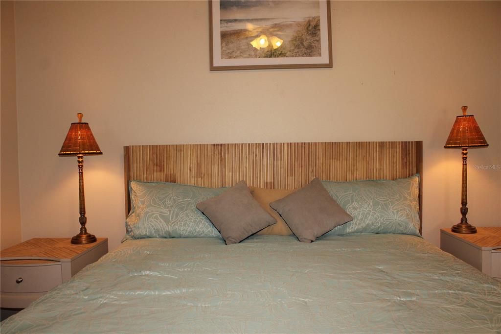 For Rent: $3,695 (2 beds, 2 baths, 1253 Square Feet)