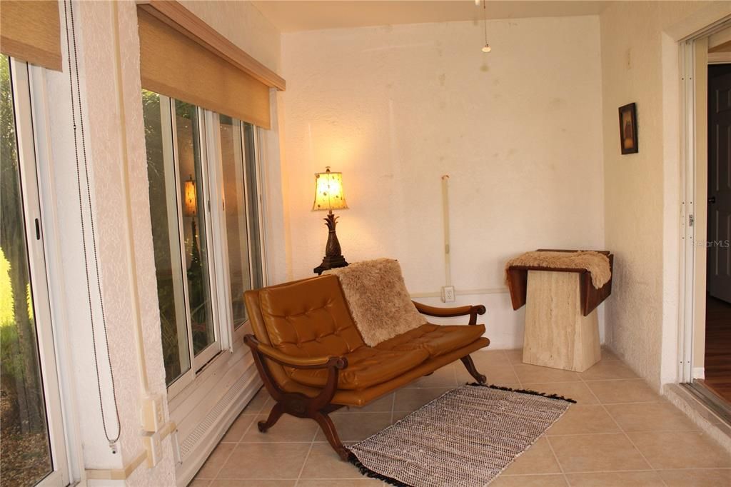 For Rent: $3,695 (2 beds, 2 baths, 1253 Square Feet)