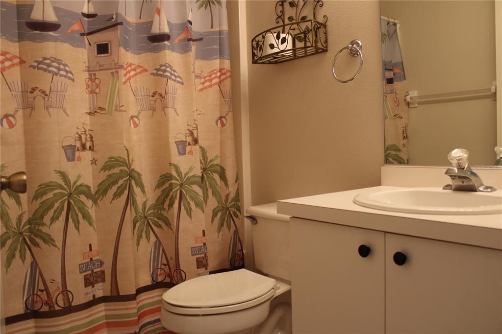 For Rent: $3,695 (2 beds, 2 baths, 1253 Square Feet)