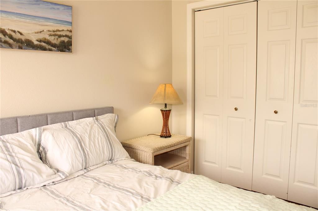 For Rent: $3,695 (2 beds, 2 baths, 1253 Square Feet)