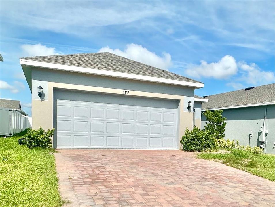 For Rent: $2,299 (4 beds, 2 baths, 1532 Square Feet)