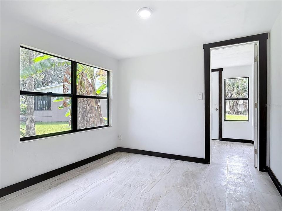 待售: $179,500 (3 贝兹, 2 浴室, 1000 平方英尺)