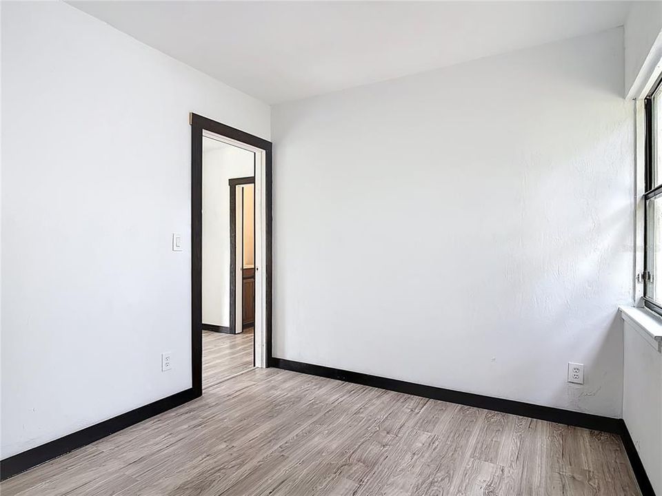 待售: $179,500 (3 贝兹, 2 浴室, 1000 平方英尺)