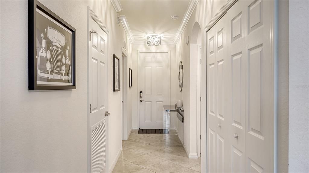 待售: $325,000 (2 贝兹, 2 浴室, 1142 平方英尺)