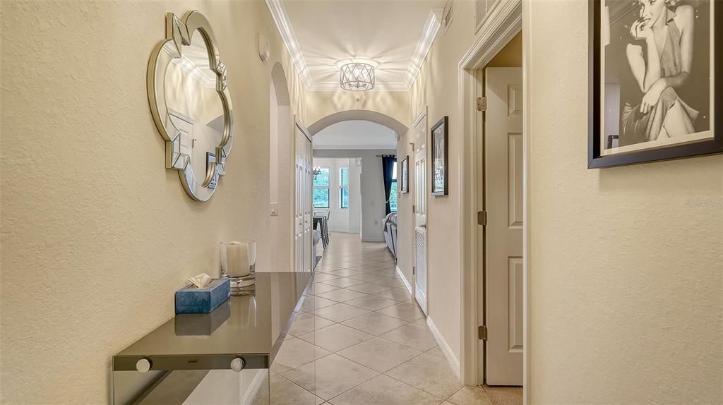 待售: $325,000 (2 贝兹, 2 浴室, 1142 平方英尺)