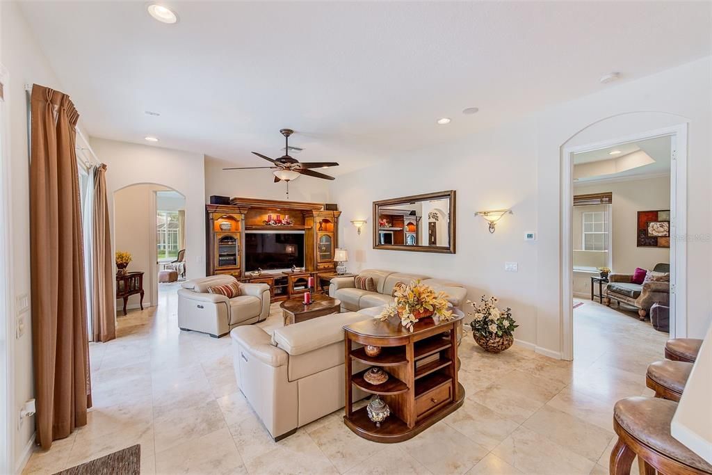 For Sale: $1,150,000 (3 beds, 3 baths, 3065 Square Feet)