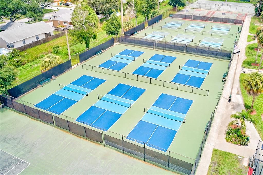 For Sale: $1,150,000 (3 beds, 3 baths, 3065 Square Feet)