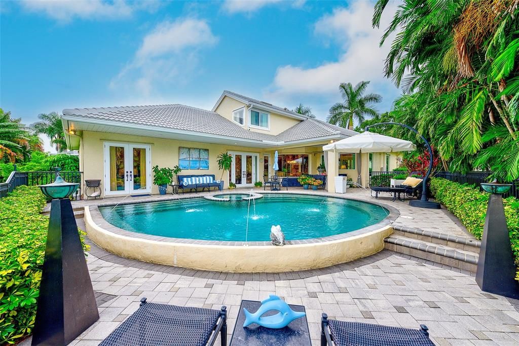 For Sale: $1,150,000 (3 beds, 3 baths, 3065 Square Feet)