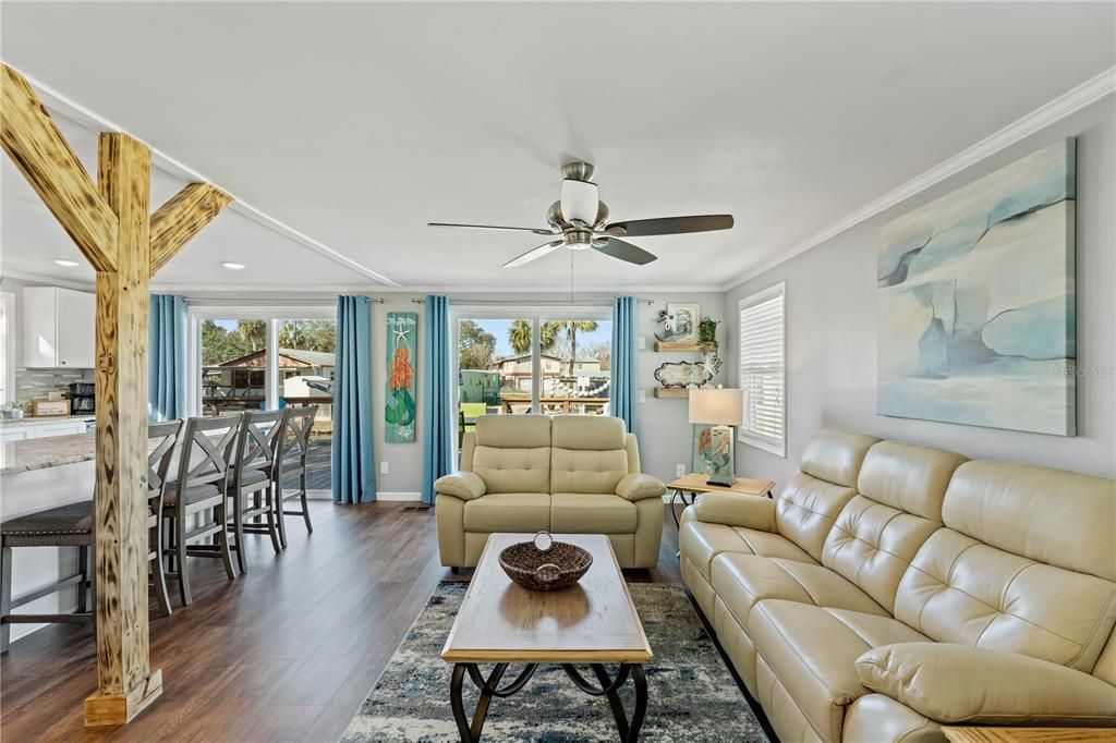 En Venta: $299,900 (3 camas, 1 baños, 943 Pies cuadrados)