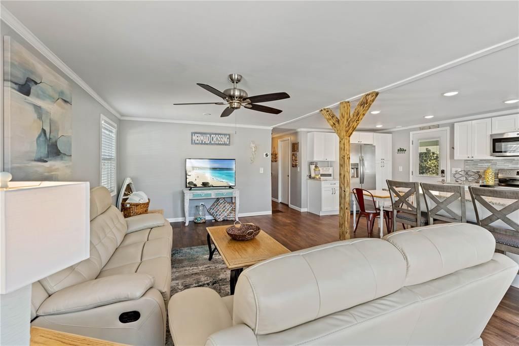 En Venta: $299,900 (3 camas, 1 baños, 943 Pies cuadrados)