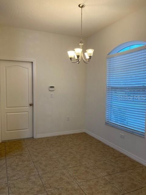 出租: $1,800 (3 贝兹, 2 浴室, 1541 平方英尺)