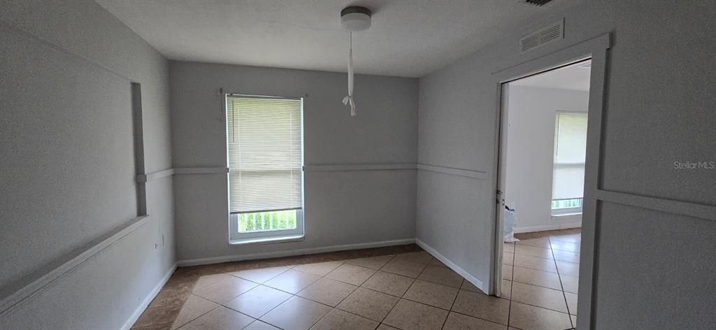 出租: $1,700 (3 贝兹, 1 浴室, 1240 平方英尺)