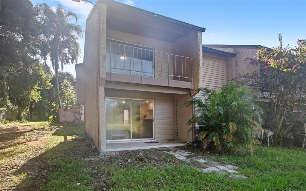 Active With Contract: $100,000 (2 beds, 1 baths, 1164 Square Feet)