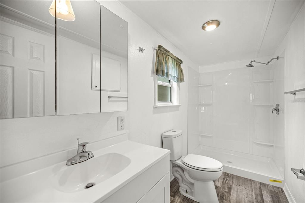 待售: $205,000 (3 贝兹, 2 浴室, 1248 平方英尺)