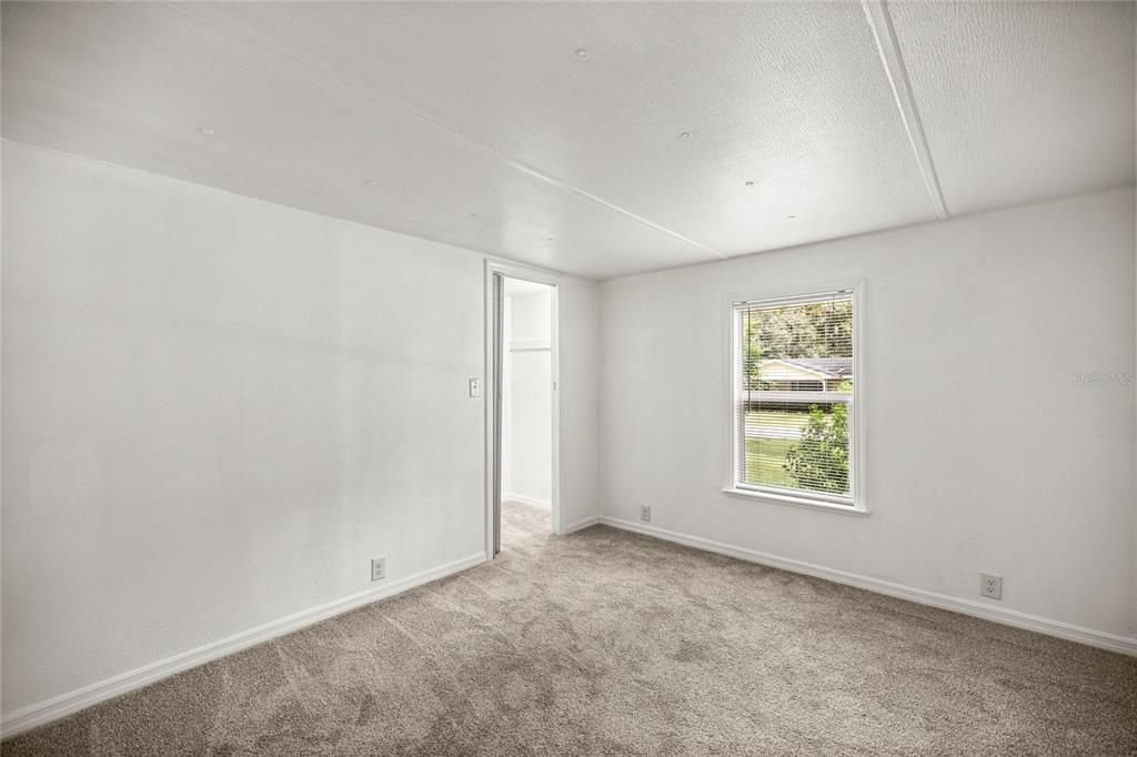 待售: $205,000 (3 贝兹, 2 浴室, 1248 平方英尺)