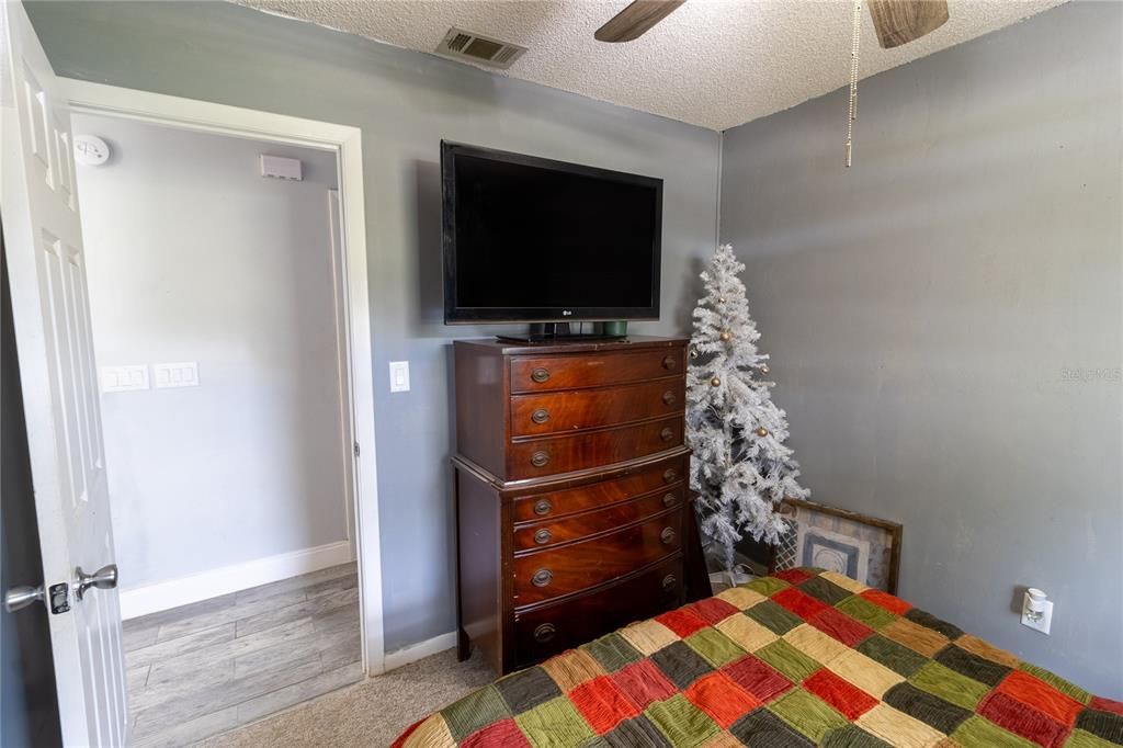 For Sale: $236,900 (3 beds, 2 baths, 1353 Square Feet)