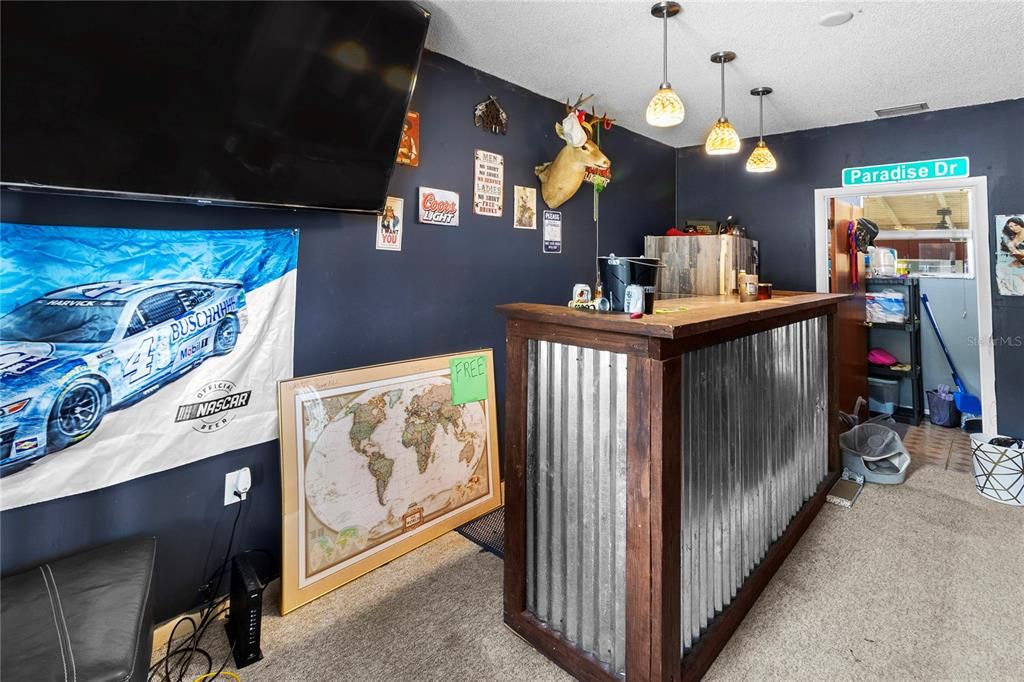 For Sale: $236,900 (3 beds, 2 baths, 1353 Square Feet)