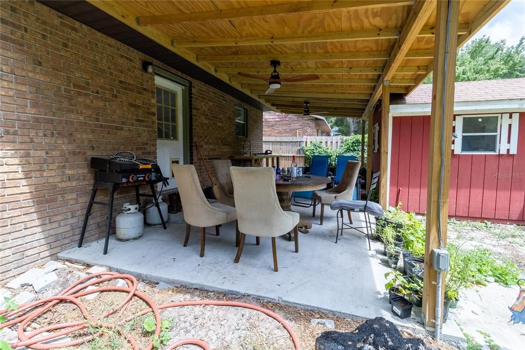 For Sale: $236,900 (3 beds, 2 baths, 1353 Square Feet)