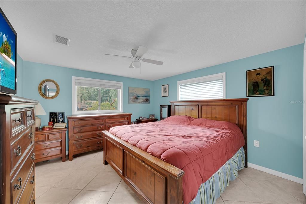 待售: $629,000 (3 贝兹, 2 浴室, 1596 平方英尺)