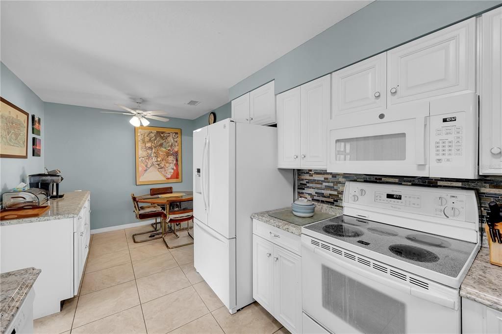 待售: $629,000 (3 贝兹, 2 浴室, 1596 平方英尺)