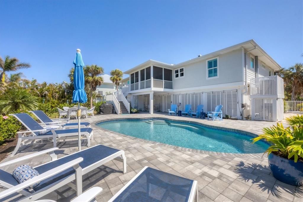 出租: $6,000 (3 贝兹, 4 浴室, 2396 平方英尺)