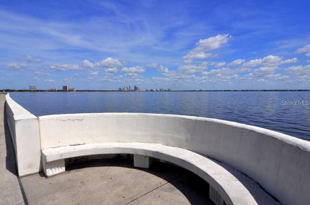 出租: $7,200 (3 贝兹, 2 浴室, 2341 平方英尺)