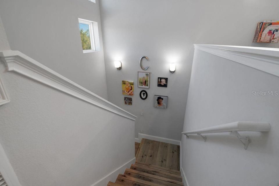 For Sale: $459,000 (4 beds, 3 baths, 2123 Square Feet)