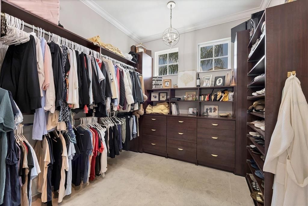 待售: $3,400,000 (3 贝兹, 3 浴室, 4484 平方英尺)