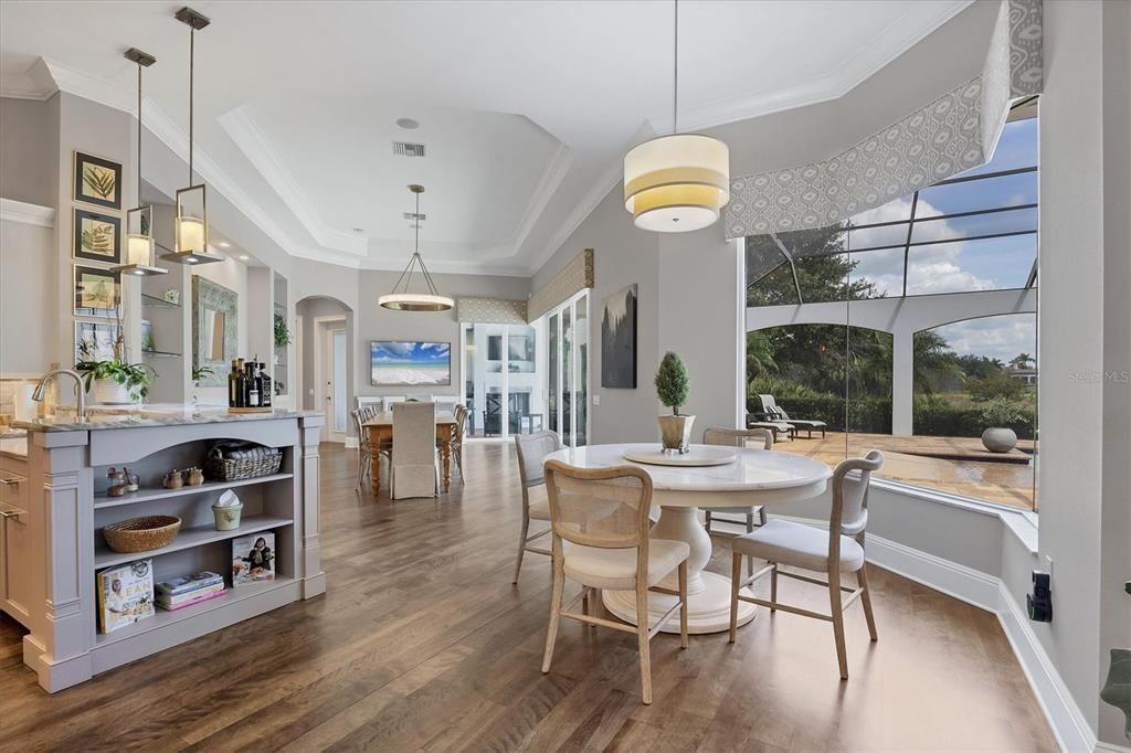 待售: $3,400,000 (3 贝兹, 3 浴室, 4484 平方英尺)