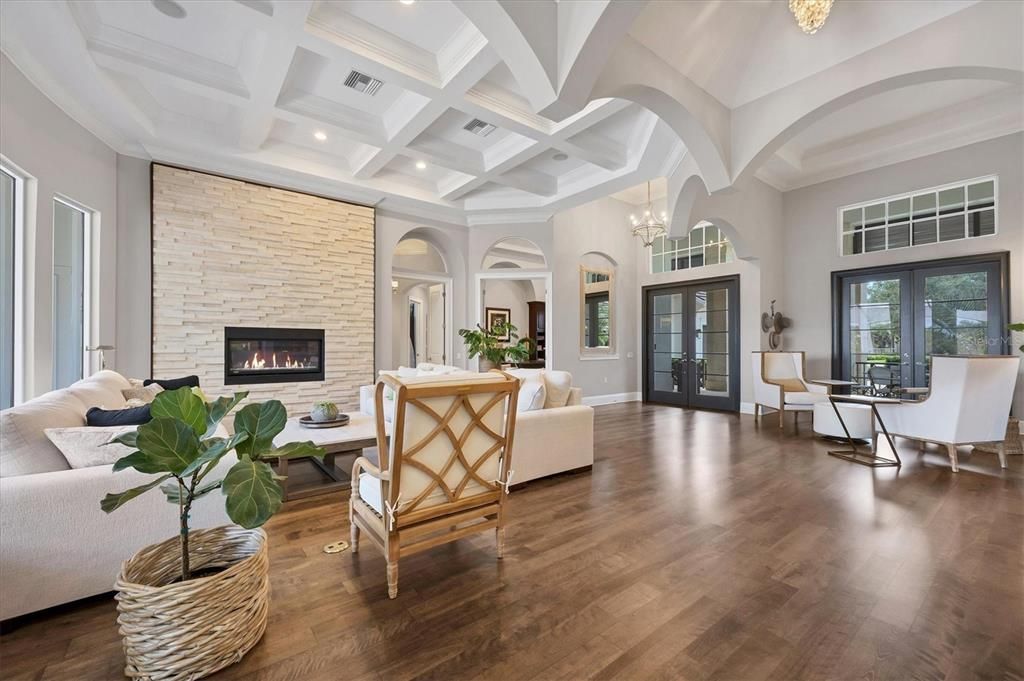 待售: $3,400,000 (3 贝兹, 3 浴室, 4484 平方英尺)