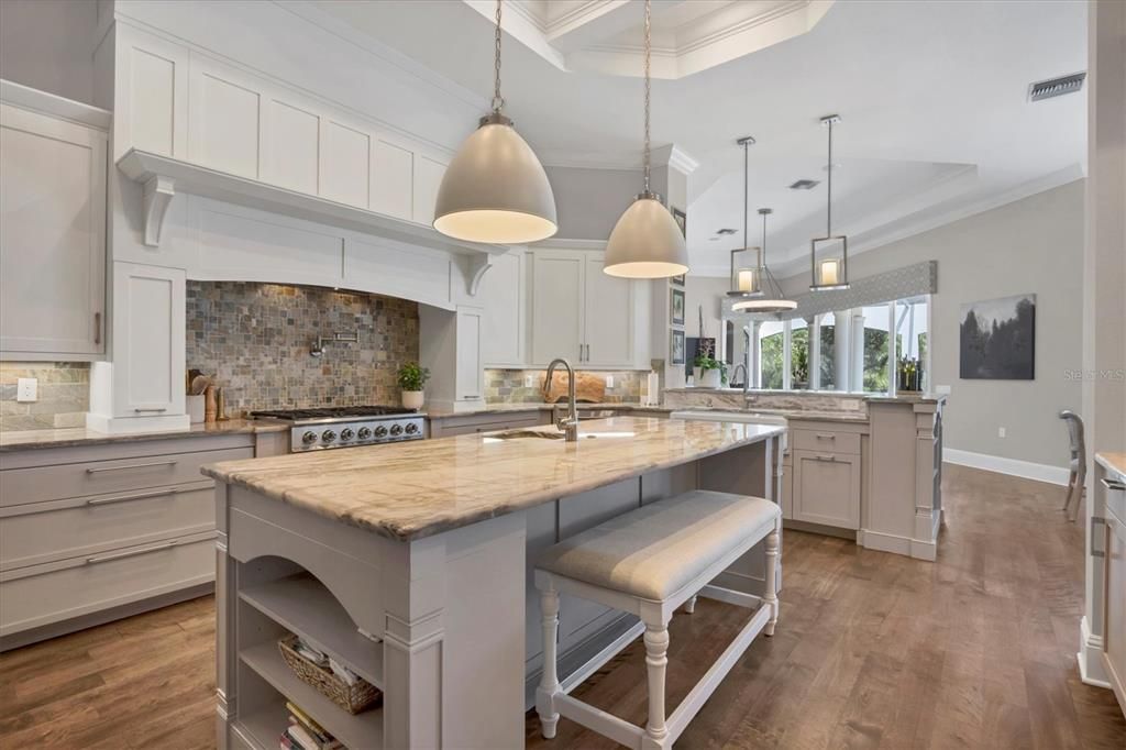 待售: $3,400,000 (3 贝兹, 3 浴室, 4484 平方英尺)