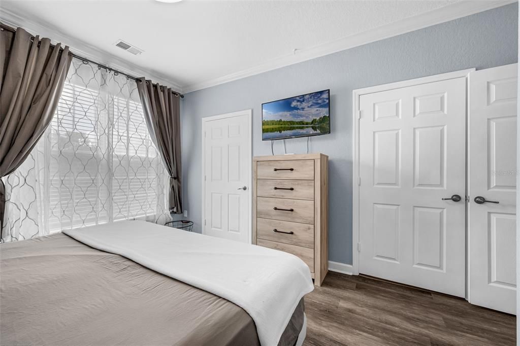 На продажу: $229,000 (3 спален, 2 ванн, 1244 Квадратных фут)