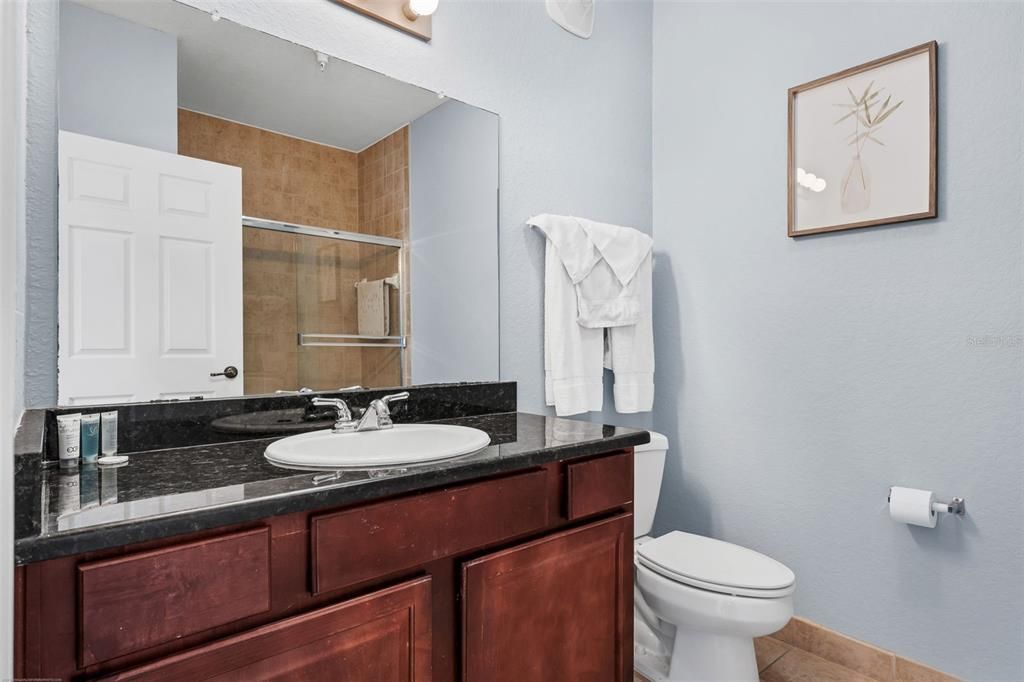 На продажу: $229,000 (3 спален, 2 ванн, 1244 Квадратных фут)