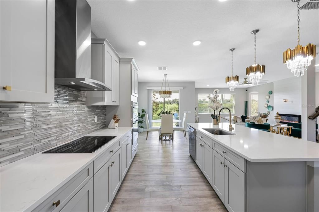 For Sale: $625,000 (5 beds, 4 baths, 3761 Square Feet)