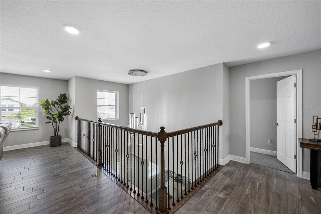 For Sale: $625,000 (5 beds, 4 baths, 3761 Square Feet)