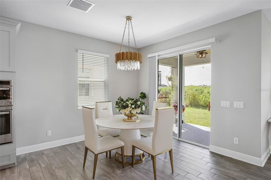 For Sale: $625,000 (5 beds, 4 baths, 3761 Square Feet)