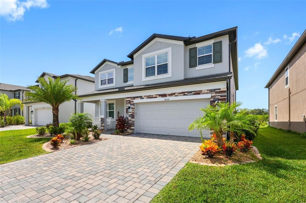 For Sale: $625,000 (5 beds, 4 baths, 3761 Square Feet)