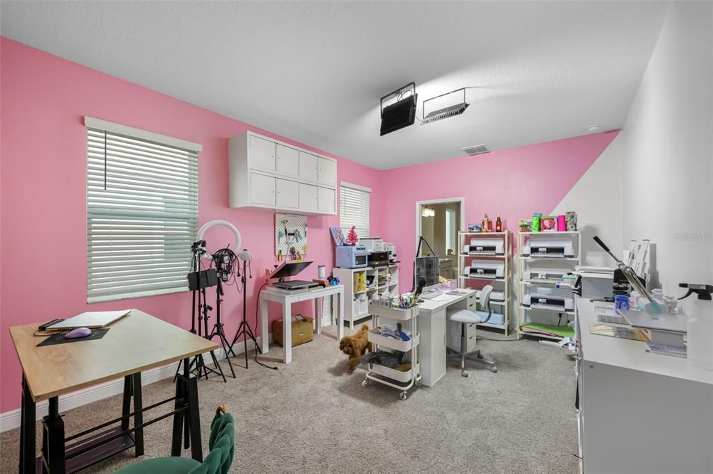 For Sale: $625,000 (5 beds, 4 baths, 3761 Square Feet)