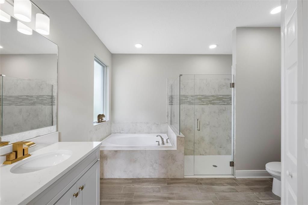 For Sale: $625,000 (5 beds, 4 baths, 3761 Square Feet)