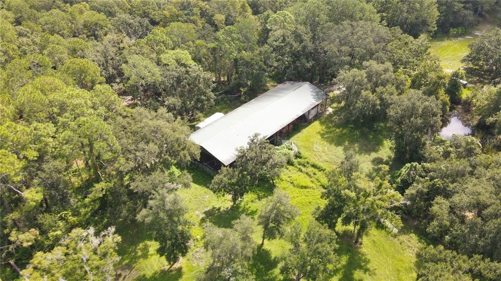 На продажу: $2,800,000 (68.28 acres)
