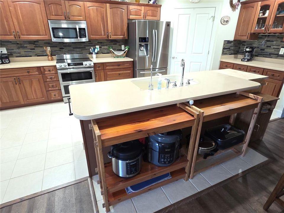 待售: $207,900 (3 贝兹, 2 浴室, 1640 平方英尺)