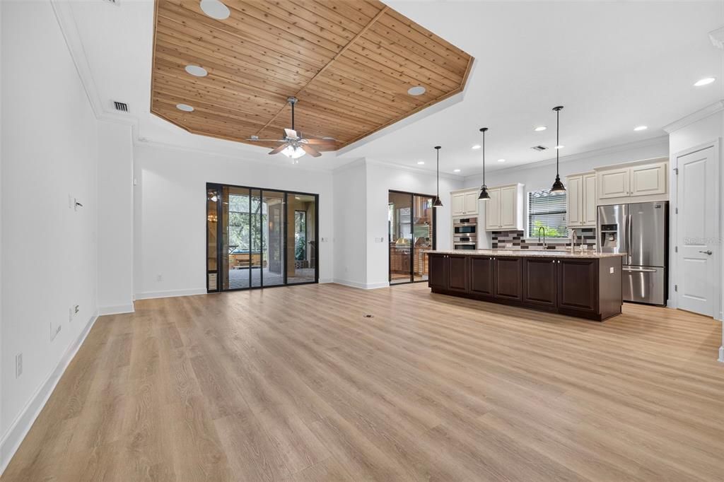 Active With Contract: $550,000 (3 beds, 3 baths, 2248 Square Feet)