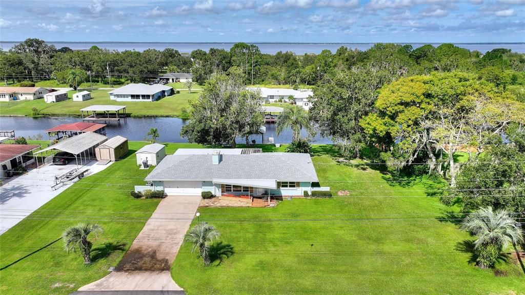 На продажу: $349,000 (2 спален, 2 ванн, 1660 Квадратных фут)