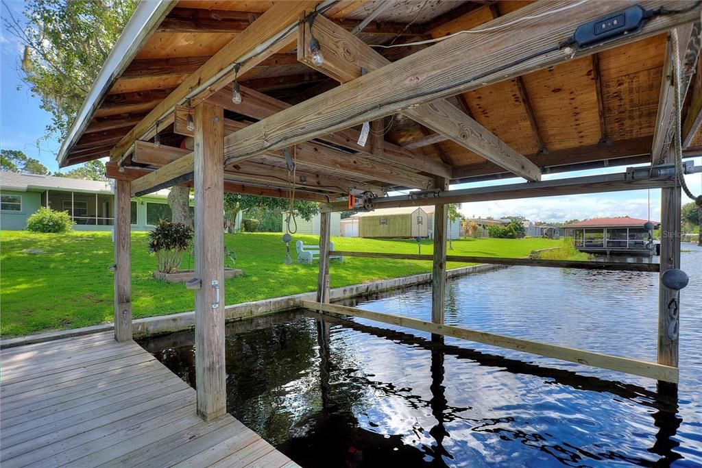 На продажу: $349,000 (2 спален, 2 ванн, 1660 Квадратных фут)