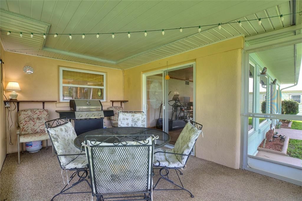 На продажу: $349,000 (2 спален, 2 ванн, 1660 Квадратных фут)