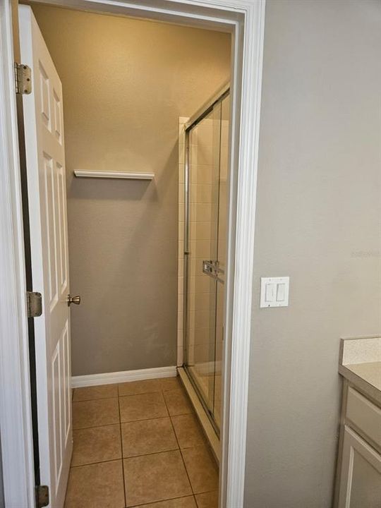 For Rent: $2,599 (3 beds, 2 baths, 1537 Square Feet)